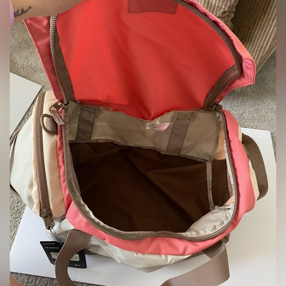 NWT - Dakine - EQ DUFFLE 35L - SALMON BAY - Picture 4 of 10